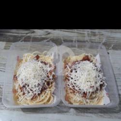 Spaghetti Bolognese Beef Flavor Uk Sedang