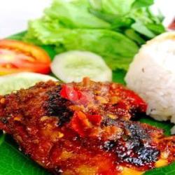 Nasi Ayam Bakar Sayap Lengkap Tahu Tempe