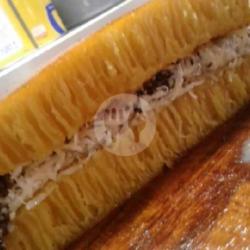 Martabak Manis Keju Coklat