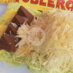 Paket 4 : Toblerone Cheese, Tiramisu Crunchy Goldenfil, Dan Oreo Nutella