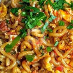 Mie Nyemek Goreng