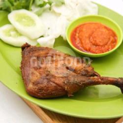 Pecel Bebek Goreng Paha