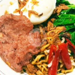 Indomi Goreng Telor Kornet