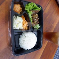 Ricebox Wagyu Saikoro Teriyaki