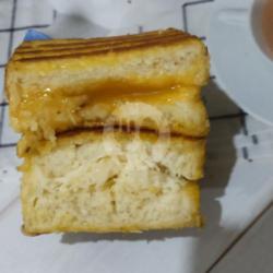 Roti Bakar Sarikaya - Keju