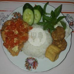 Telur Ayam Geprek   Nasi