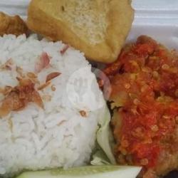 Paket Nasi Ayam Geprek Tahu Lalapan