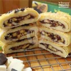 Choco Banana Cheese Strudel