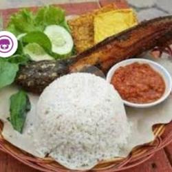 Nasi   Lele Sambal Geprek