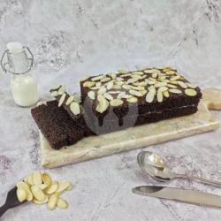 Almond Brownies