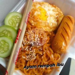 Mie Spicy Sosis Telur