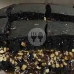 Martabak Rasa Coklat Kacang Black