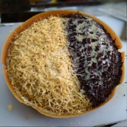 Martabak Manis Pisang - Kismis Keju