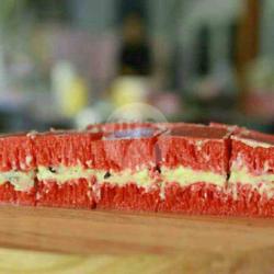 Varian Red Velvet Isi Keju Susu