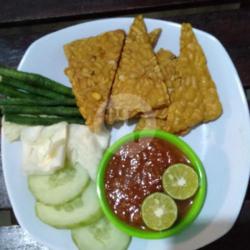 Tempe   Sambal Merah / Sambal Ijo