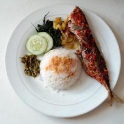 Nasi Ikan Serai Goreng Cabe