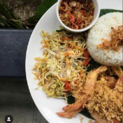 Nasi Udang Garlic Crispy