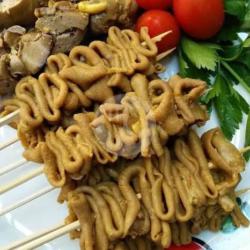 Sate Usus Dan Ati Ampela Goreng 10 Tusuk   Sambal Dadak