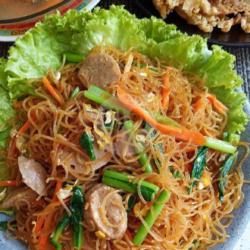 Bihun Goreng Isian (bakso, Ayam, Telur)