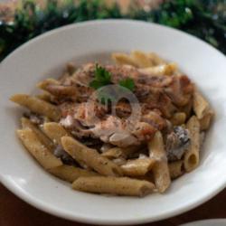 Penne Pasta With Roasted Chicken