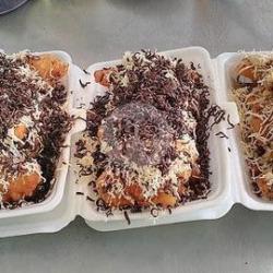 Pisang Goreng Mesis Keju Coklat Parut Susu