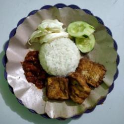 Nasi Tahu Penyet