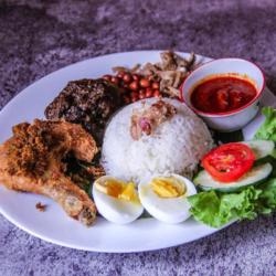Nasi Lemak Spesial