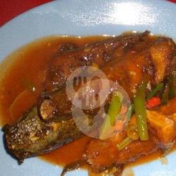 Lele Saus Padang