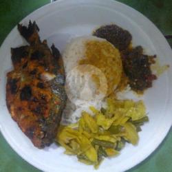 Nasi Ikan Bawal Bakar