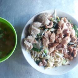 Mie Ayam Lebar Bakso