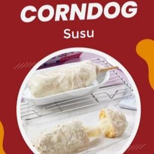 Yalangoch qizlar suvda chomilishadi