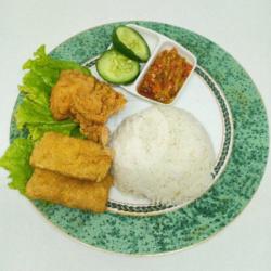 Nasi Ayam Kriuk Sambal Huuhaa