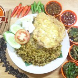 Nasi Goreng Ayam Kampus