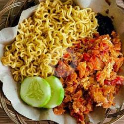 Indomie Telur Ayam Geprek Ndower