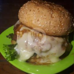 Spicy Chicken Burger Mozarella