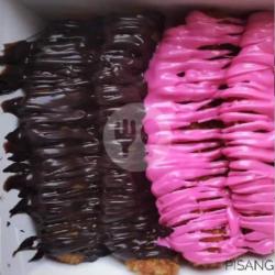 Banana Crispy Coklat Strawberry