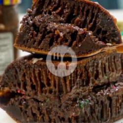 Brownis Keju Kismis Coklat Susu