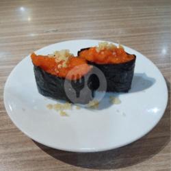 Spicy Salmon Gunkan