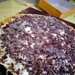 Martabak Spesial Pizza Keju Coklat Susu