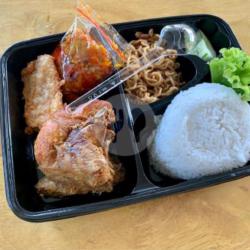 Nasi Bento Ayam Presto