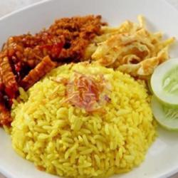 Nasi Kuning Standar