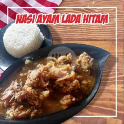 Nasi Ayam Lada Hitam