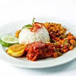 Nasi Campur Daging Ayam