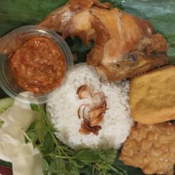 Nasi Pecel Ayam Komplit