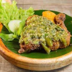 Ayam Penyet Sambal Ijo Pedas