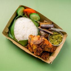 Nasi Ayam Kalio Goreng (ayam Pejantan)