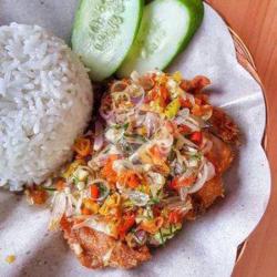 Nasi Ayam Geprek Matah Dada / Paha Atas