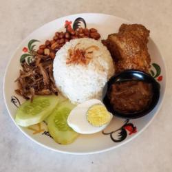 Nasi Lemak Rendang Ayam Malaya