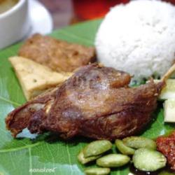 Nasi Bebek Penyet
