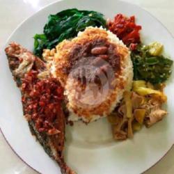 Nasi Ikan Kembung Balado